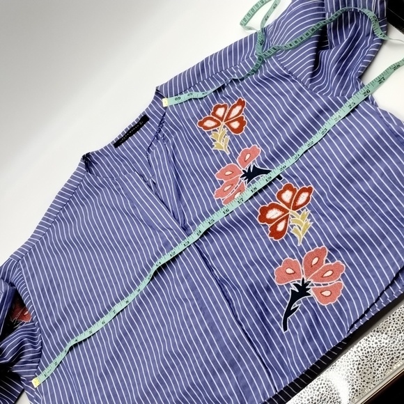 Zara Woman Chambray Embroidered Floral Striped Elbow Length Top Size Large - Picture 9 of 10